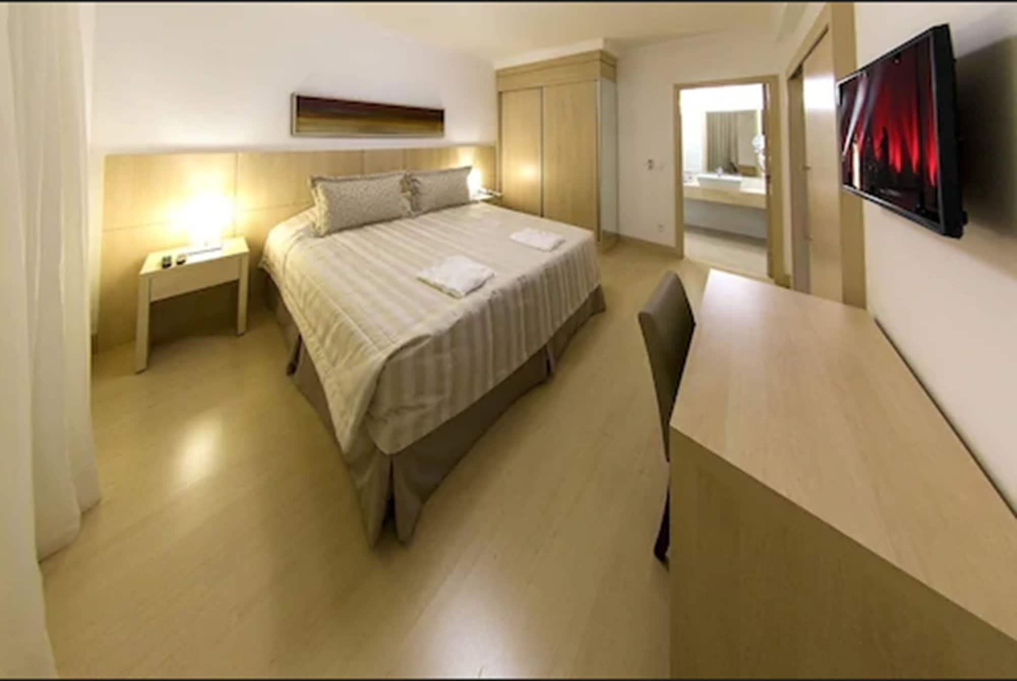 Hotel Mont Blanc Premium 리베이라오프레토 외부 사진 A room at the hotel