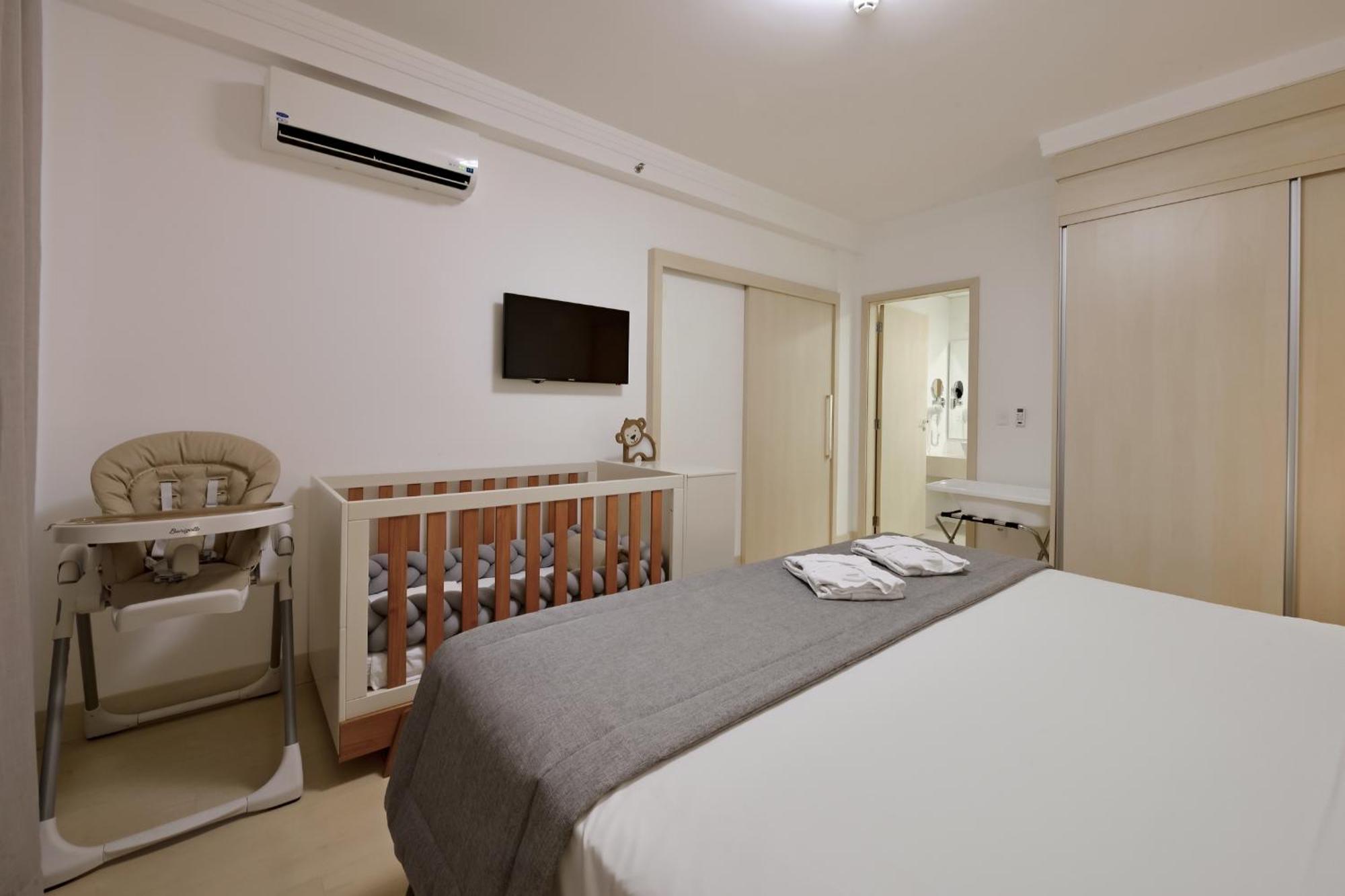 Hotel Mont Blanc Premium 리베이라오프레토 객실 사진 A room at the hospital
